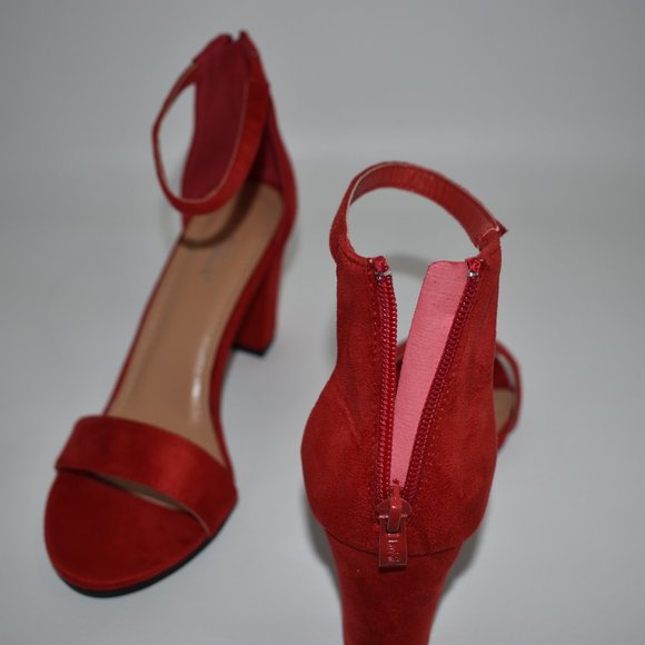 Lov Mark Women's New Red Open Toe Red Heels US 7.5 - Picture 10 of 10
